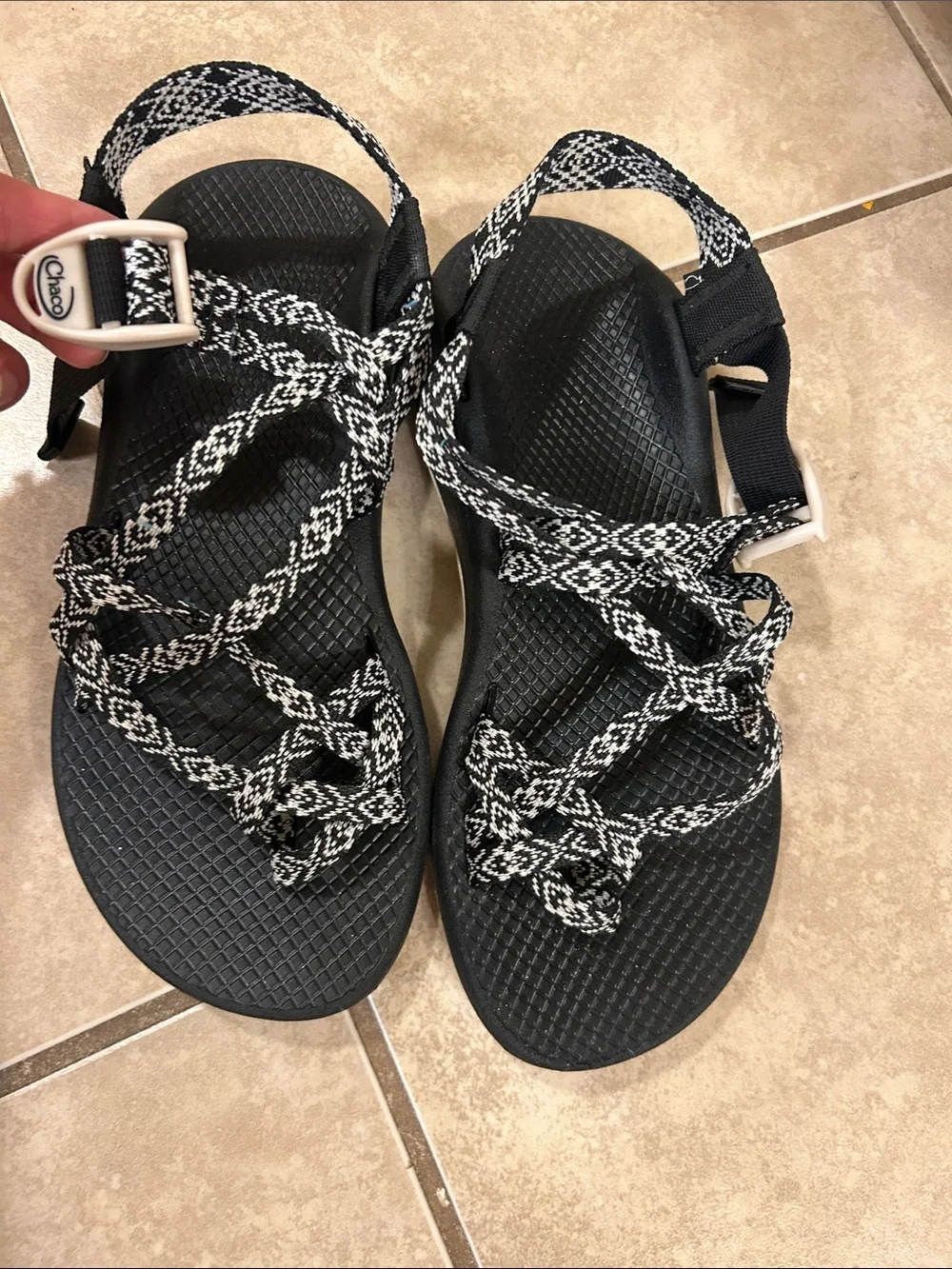 Chaco 8 black and white sandals